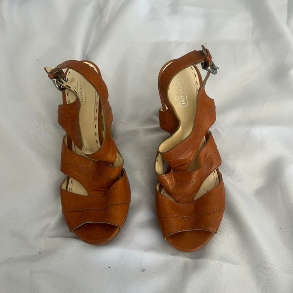 Gorgeous Coach Wedges - Picture 1 of 3